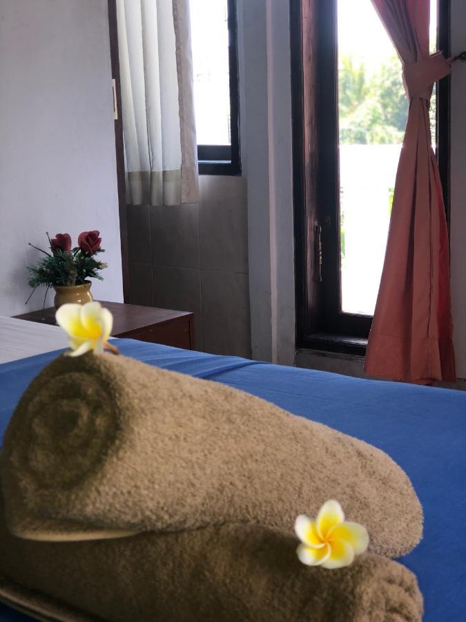 Tira Amed Homestay Εξωτερικό φωτογραφία