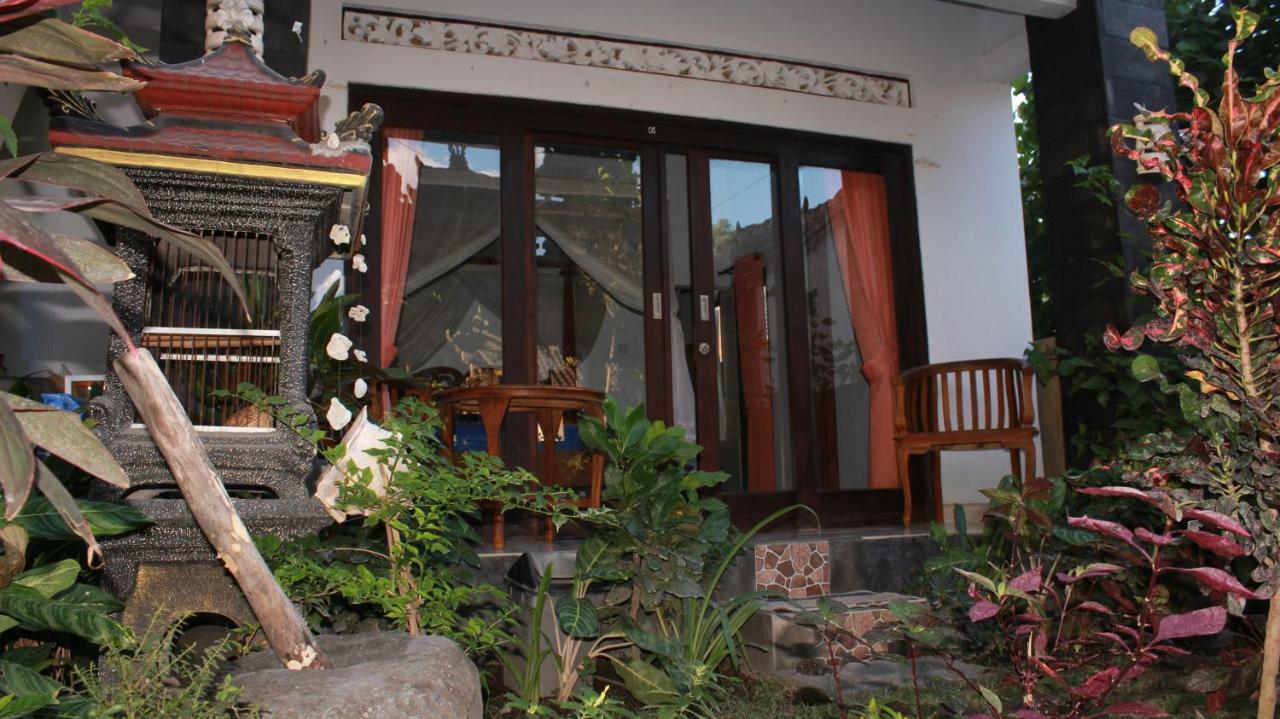 Tira Amed Homestay Εξωτερικό φωτογραφία