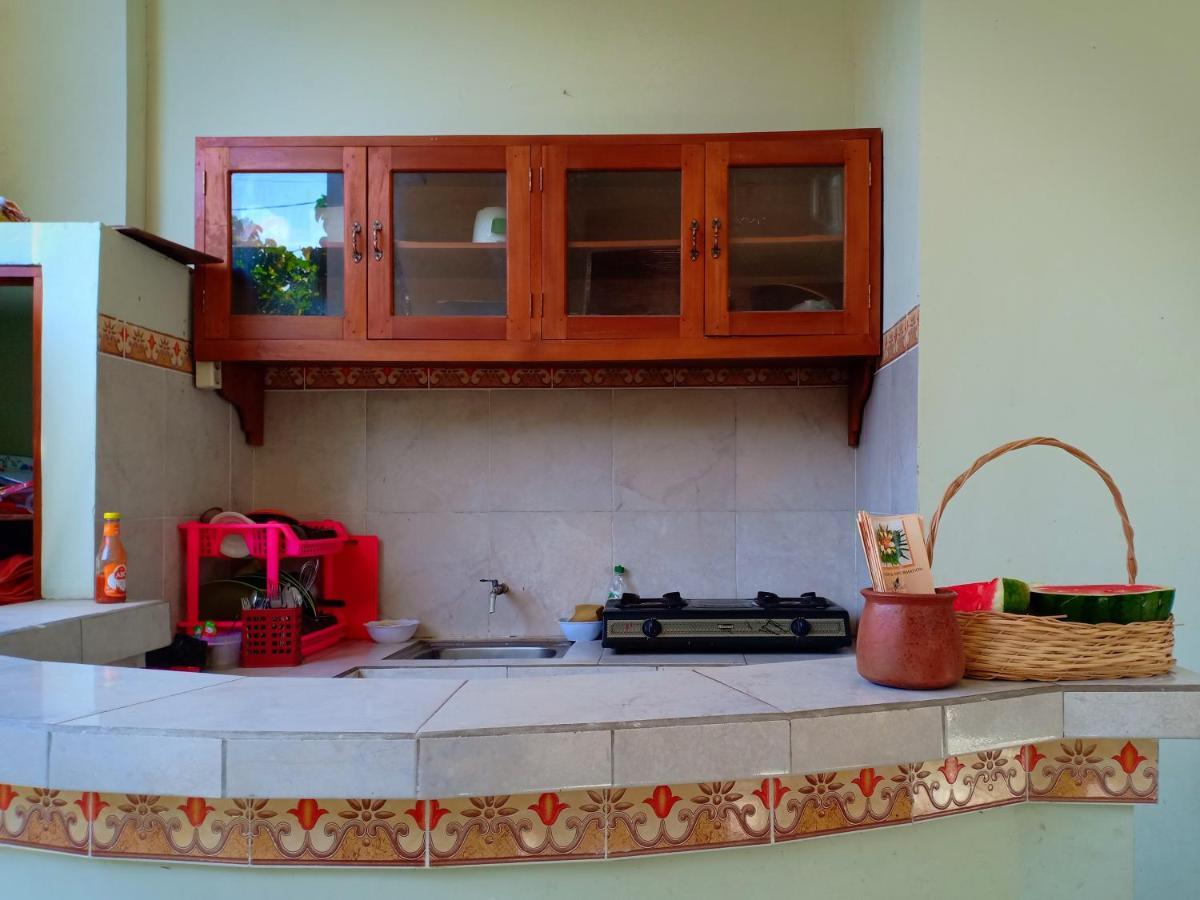 Tira Amed Homestay Εξωτερικό φωτογραφία